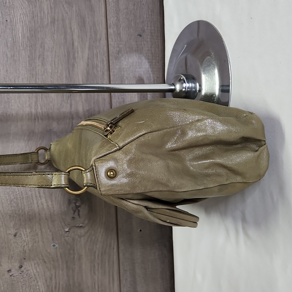 Hobo International Olive Green Leather Shoulder Bag - Picture 3 of 11
